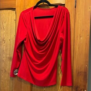 10/25$ 🧁 Elegant Red Drape Neck Top